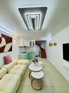 Cần bán nhà, 3 tầng, ngõ thông Kim Mã, 7.3 tỷ, 32m2